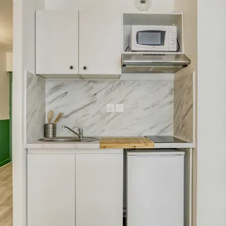 Colivi Superieur 30m2 Gare *