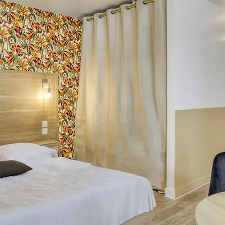 Colivi Superieur 30m2 Gare Lägenhet